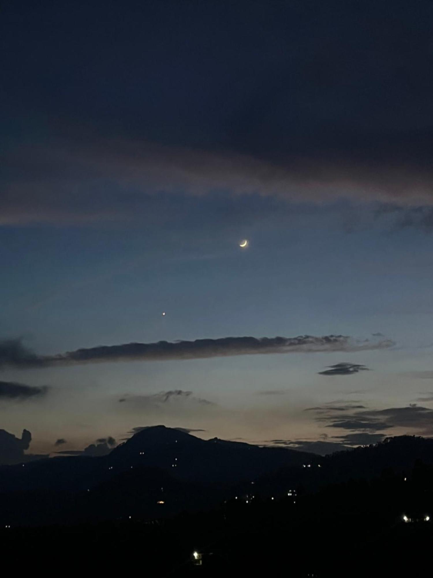 Nazaara -Thhpsociety - Mukteshwar - Witness The View From Your Bed Exteriör bild