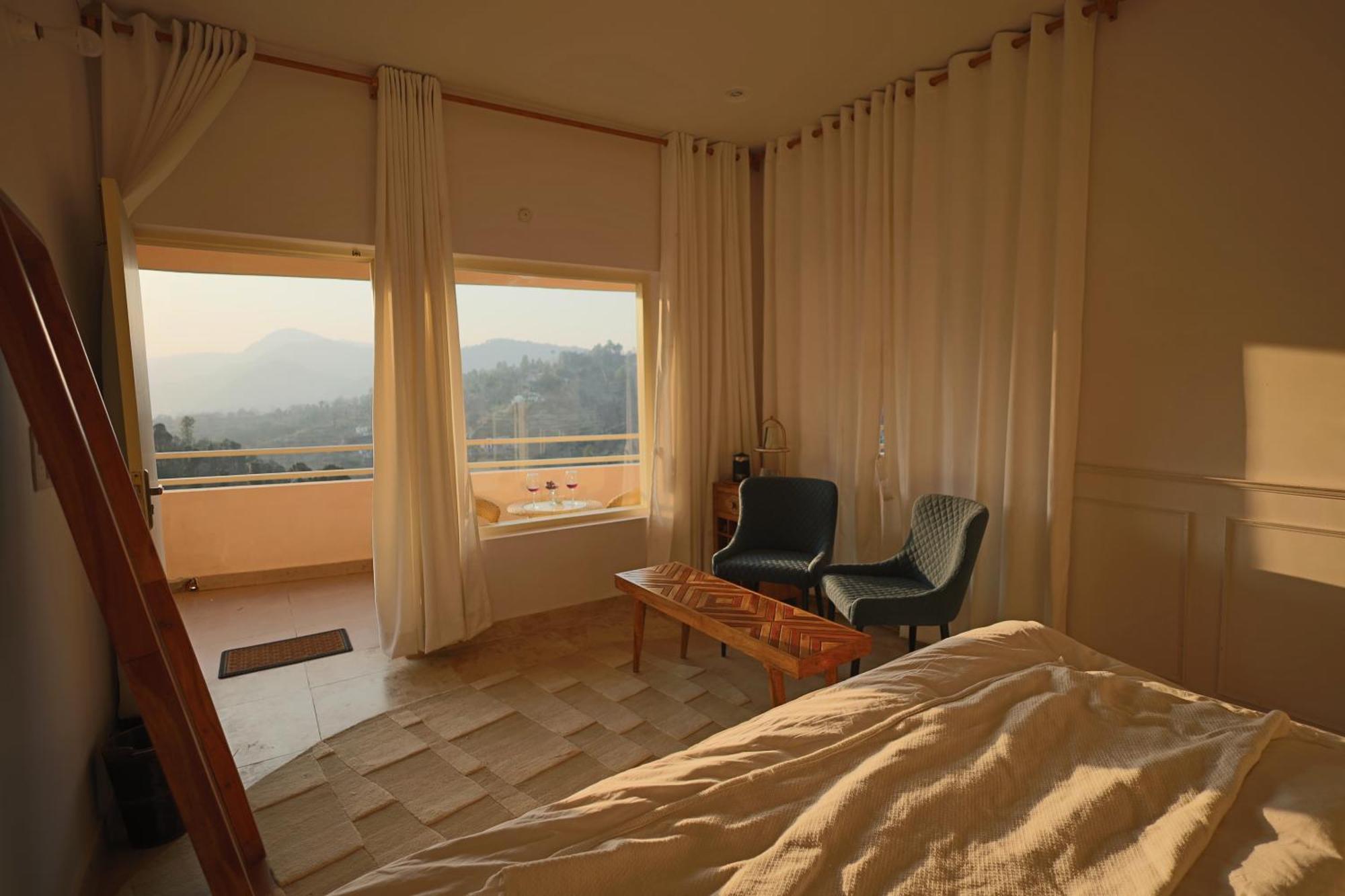 Nazaara -Thhpsociety - Mukteshwar - Witness The View From Your Bed Exteriör bild