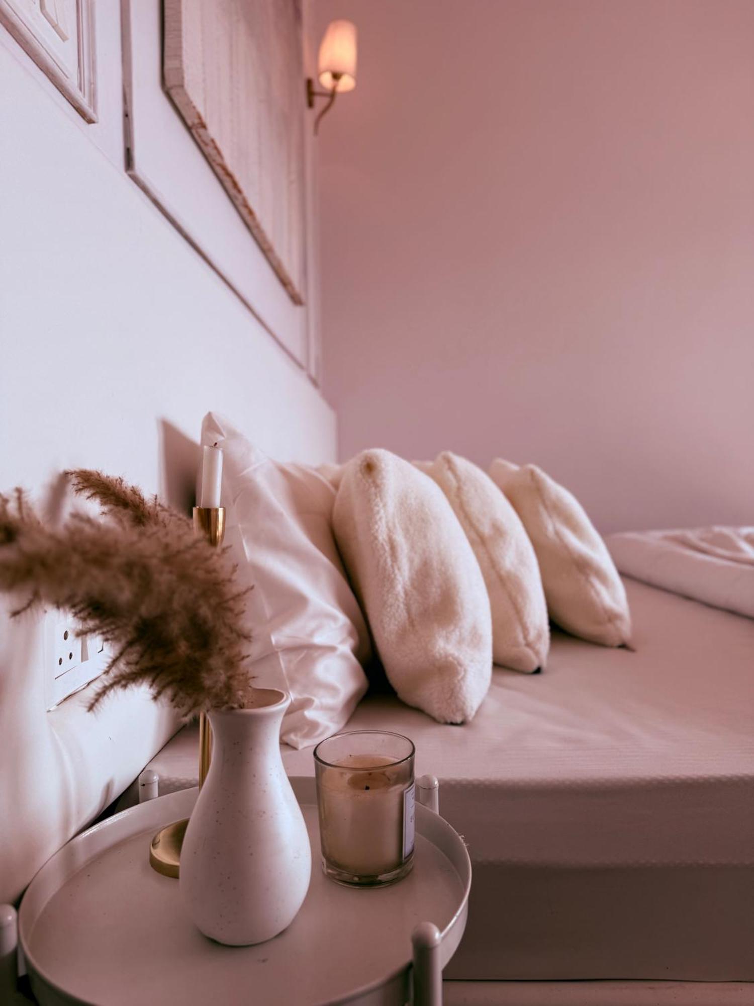 Nazaara -Thhpsociety - Mukteshwar - Witness The View From Your Bed Exteriör bild