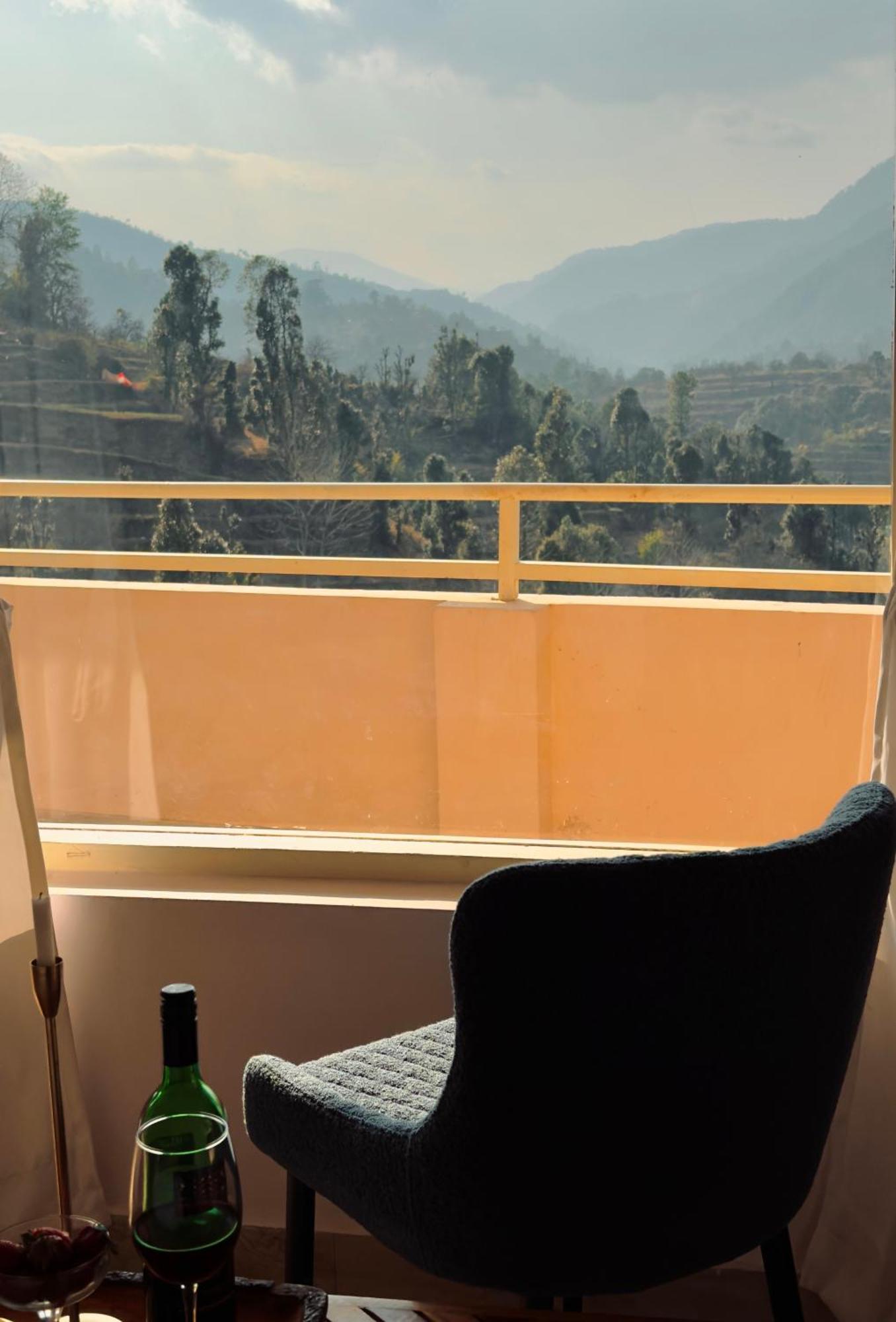 Nazaara -Thhpsociety - Mukteshwar - Witness The View From Your Bed Exteriör bild