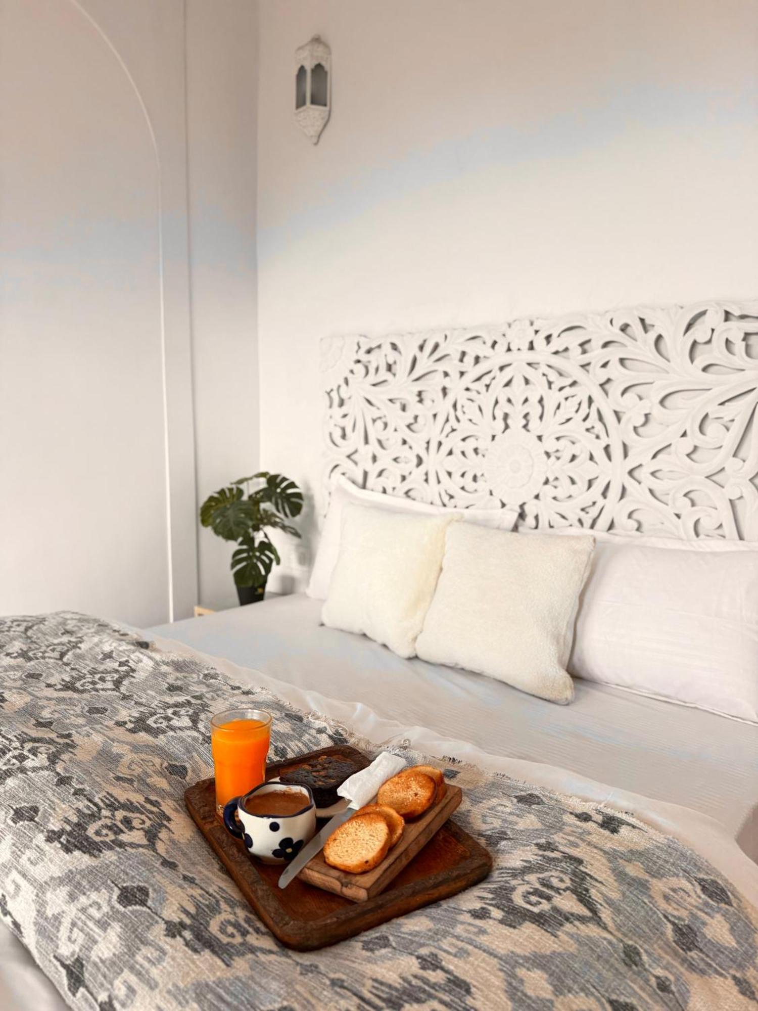 Nazaara -Thhpsociety - Mukteshwar - Witness The View From Your Bed Exteriör bild