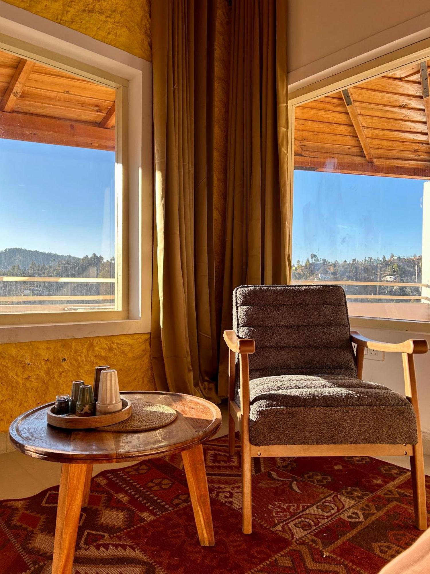 Nazaara -Thhpsociety - Mukteshwar - Witness The View From Your Bed Exteriör bild
